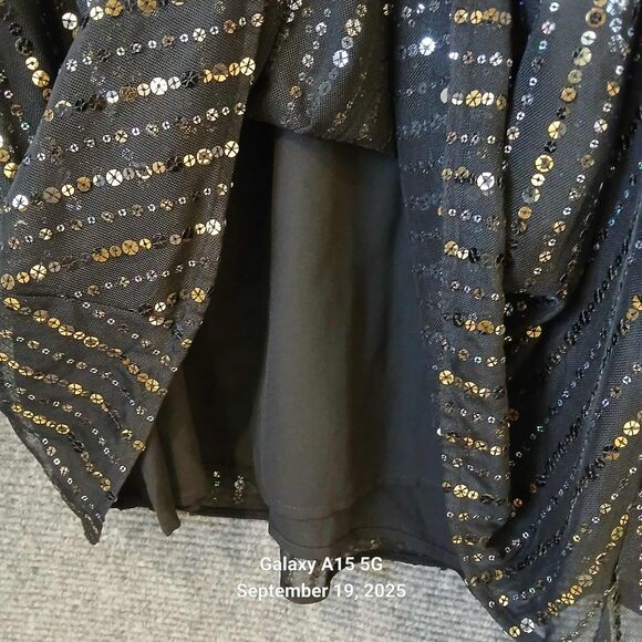 White House Black Market Long-Sleeve Sequin Blouson Dress – Size Medium Cocktail - Picture 7 of 10